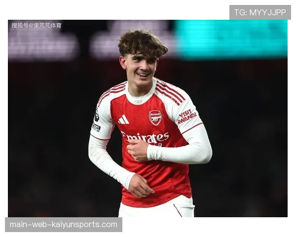 道曼传射创最年轻进球纪录 枪手16岁新星闪耀争冠关键战